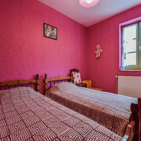 Casa vacanze Cosy With Swimming Pool, Cleaning Included *