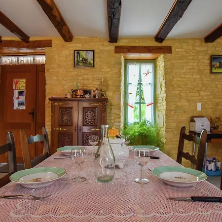 Cosy With Swimming Pool, Cleaning Included Casa vacanze *