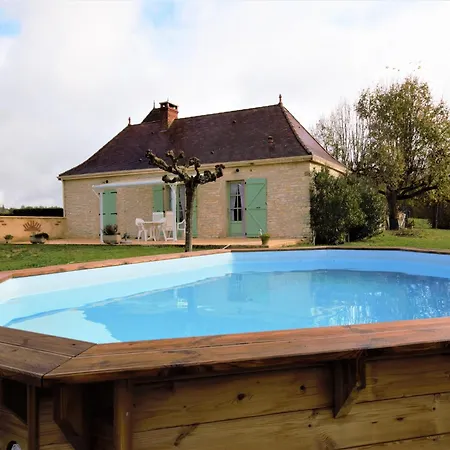 Cosy With Swimming Pool, Cleaning Included *