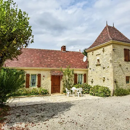 Cosy With Swimming Pool, Cleaning Included Casa vacanze Thédirac