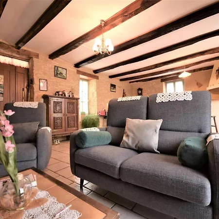 Cosy With Swimming Pool, Cleaning Included *
